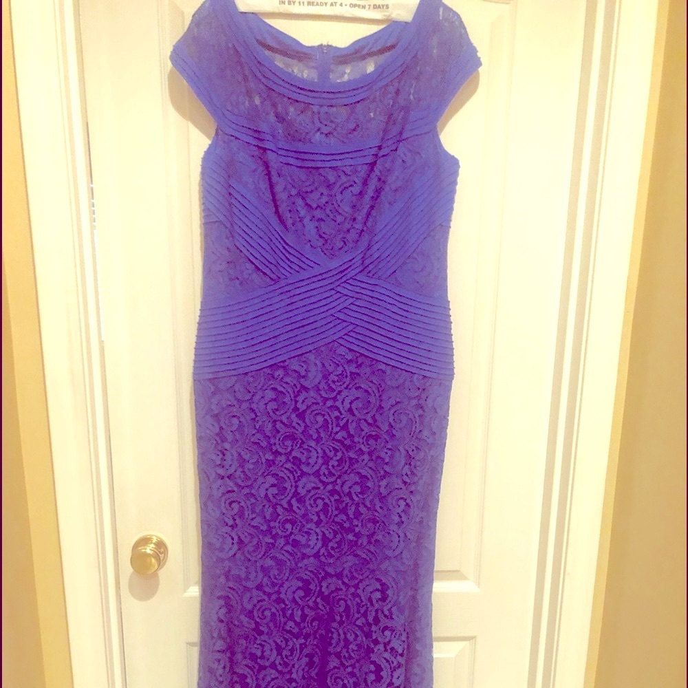 Tadashi Shoji Lace Long Evening Gown